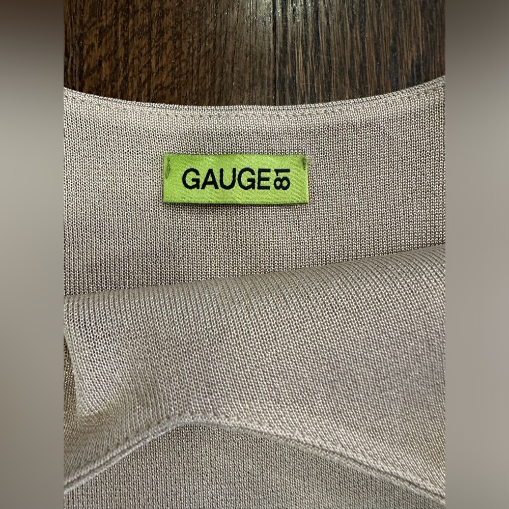 Gauge81 Gold Metalic Top- Medium - Picture 4 of 7